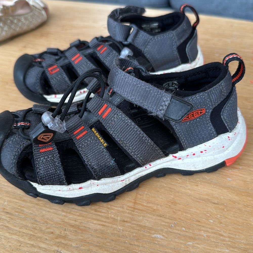 Keen boys washable water shoes